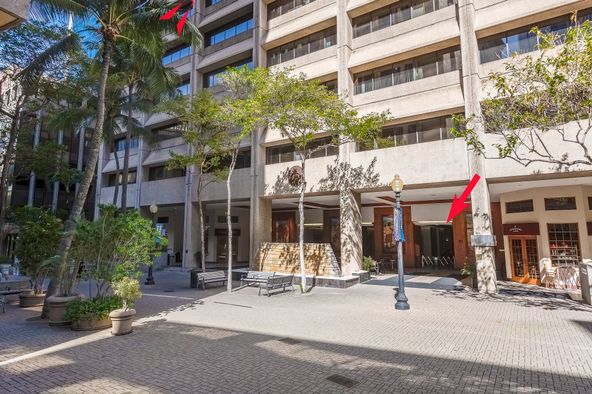 Pioneer Plaza - 900 Fort Street Mall, Honolulu, HI 96813